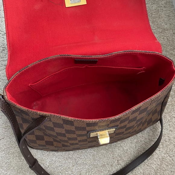 Used Louis Vuitton Besace Roseberry - Picture 11 of 14